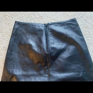 Genuine leather skirt